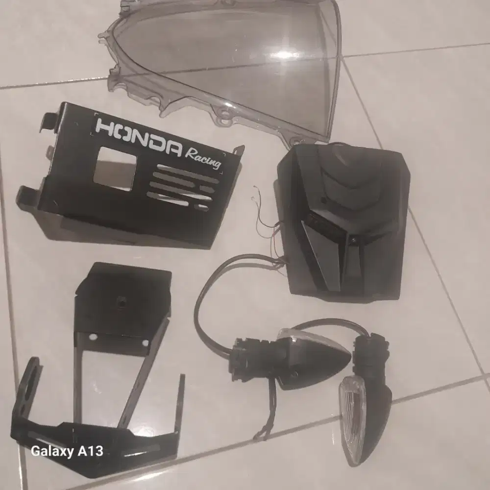 Jual borongan  punya cbr 150 R15 ori