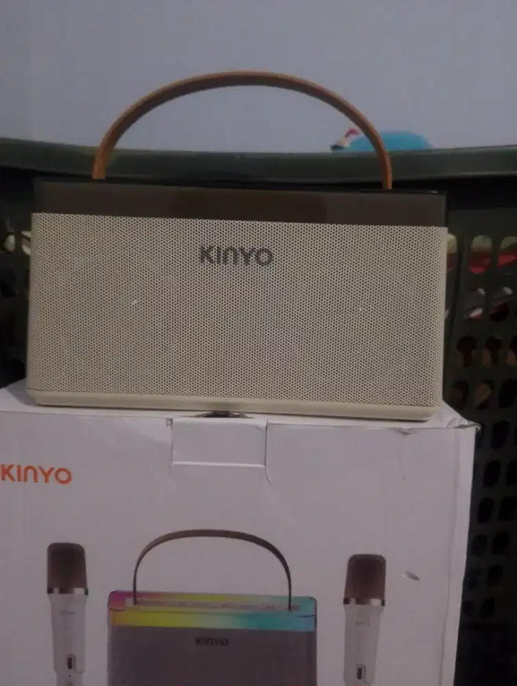 Speaker Karoke KINYO