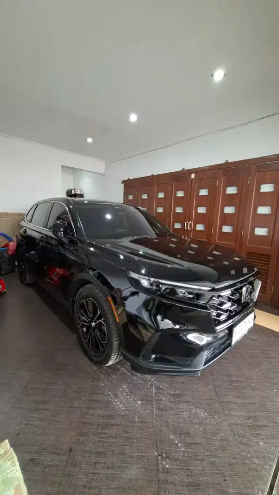 Honda CRV Turbo 2024 km 8.000 Bogor