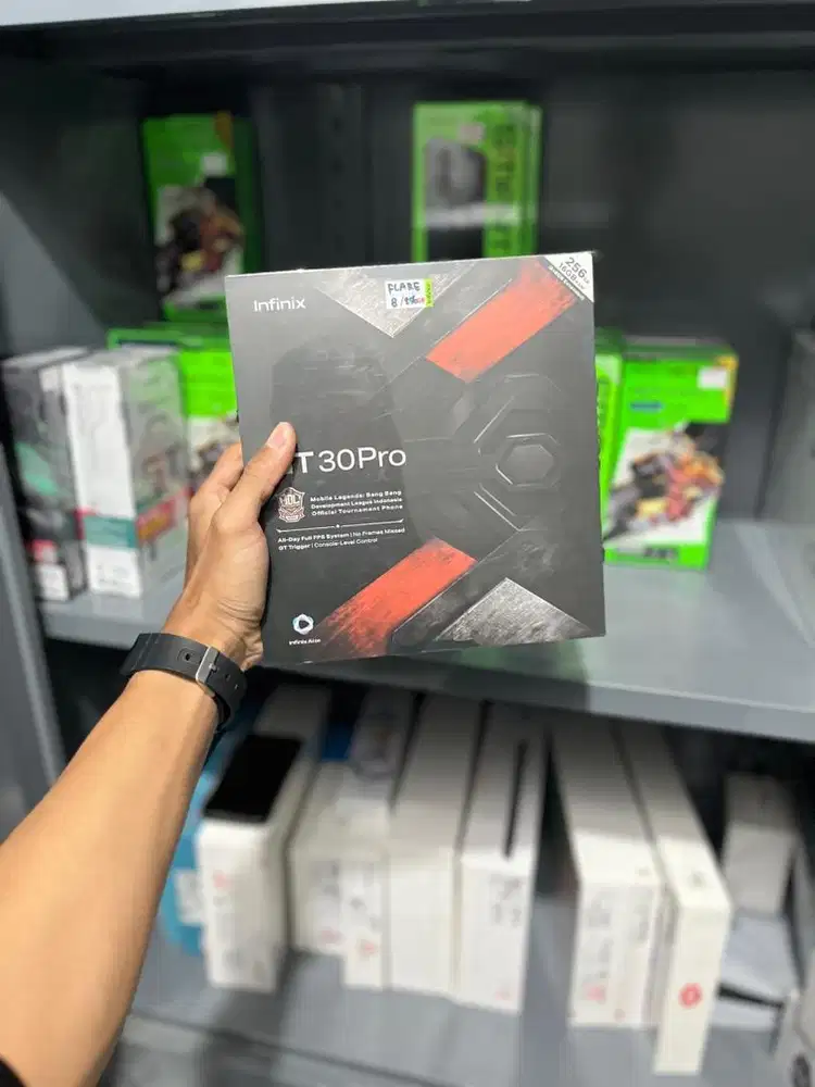 INFINIX GT 30 PRO 5G 8/256 GIFTBOX EDITION