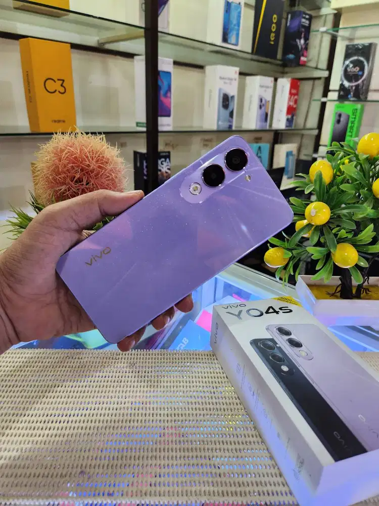 Vivo Y04s Ram (4+4) 8GB/ 128GB Fullset Mulus Ori Permakaian 3 Minggu