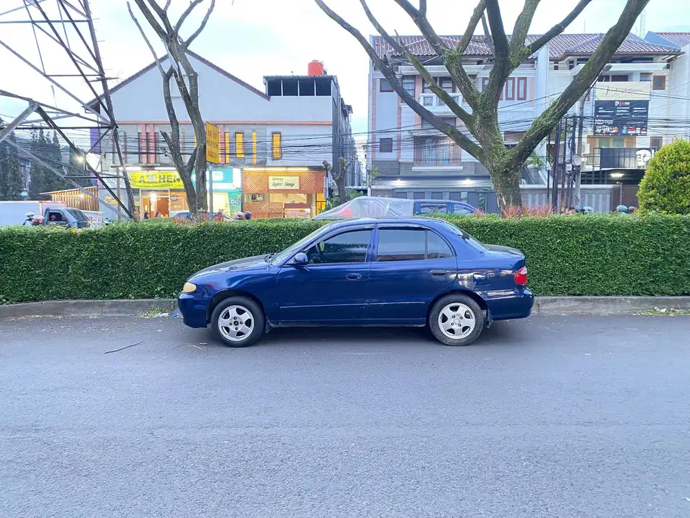 Hyundai Accent 2001 Bensin