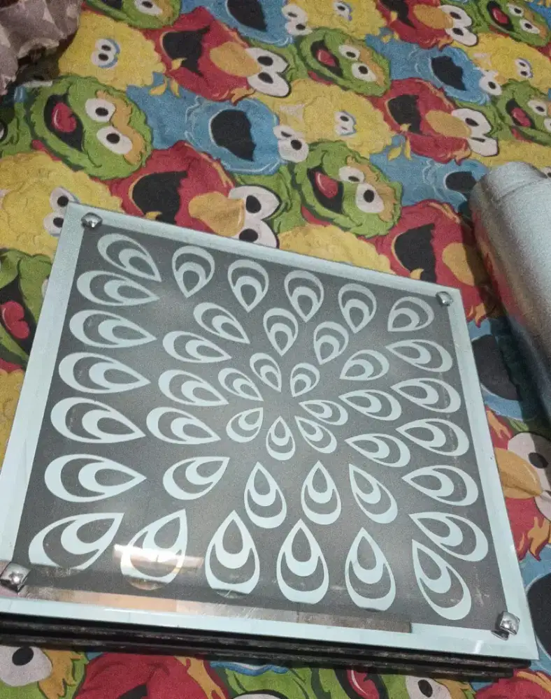 Lampu plafon , ruang tamu