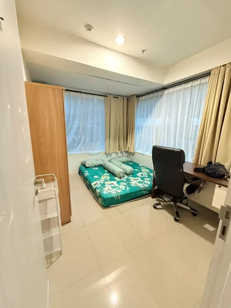 Dijual rugi apartemen full furnished  2BR posisi hook