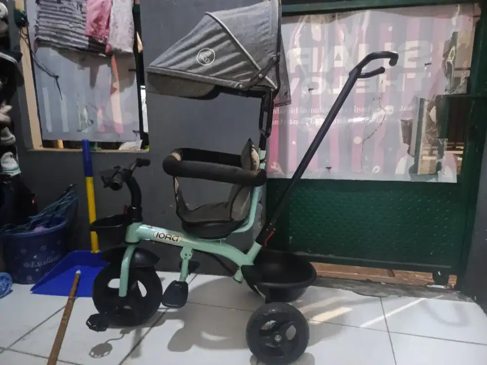 Sepeda Anak Roda 3 Iora