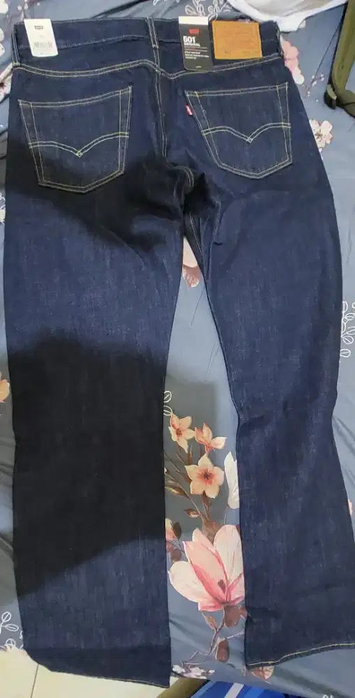 Levi's 501 Original Crispy Rinse,
Jual murah yg penting Laku