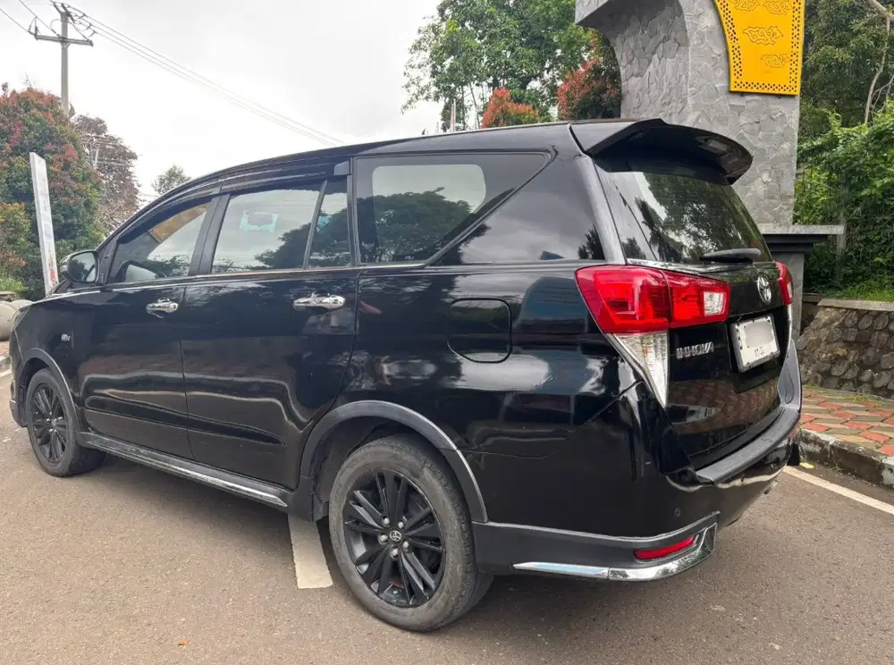 Toyota Kijang Innova 2020 Bensin