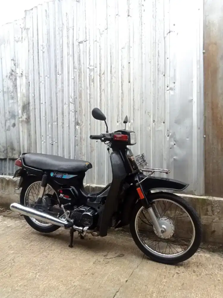 suzuki rc100 black bravo