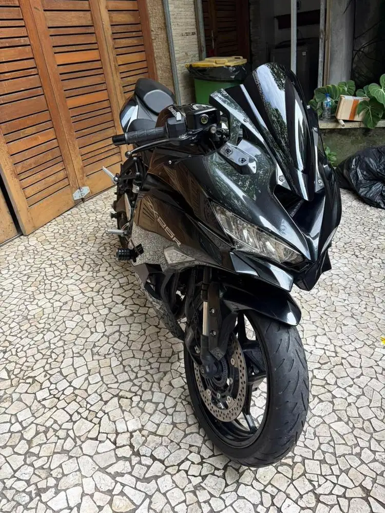 Kawasaki Ninja ZX25R