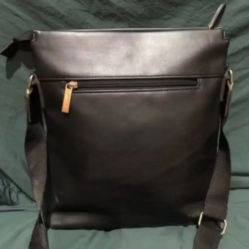 Tas Selempang unisex bahan oscar