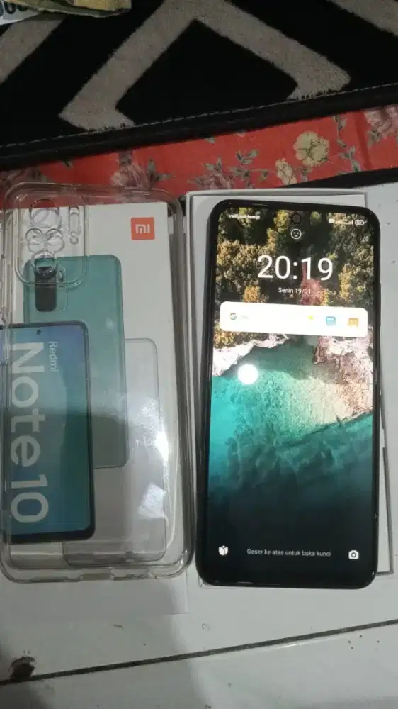Redmi noto 10 4/64 Gb