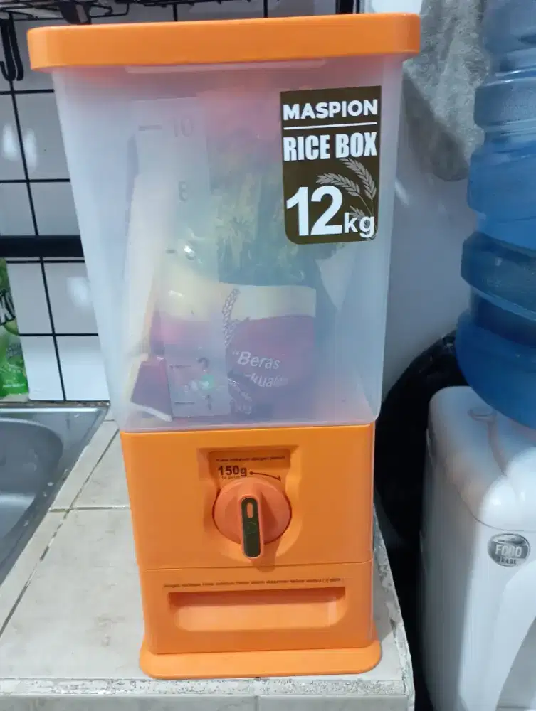 Dispenser beras Maspion 12kg