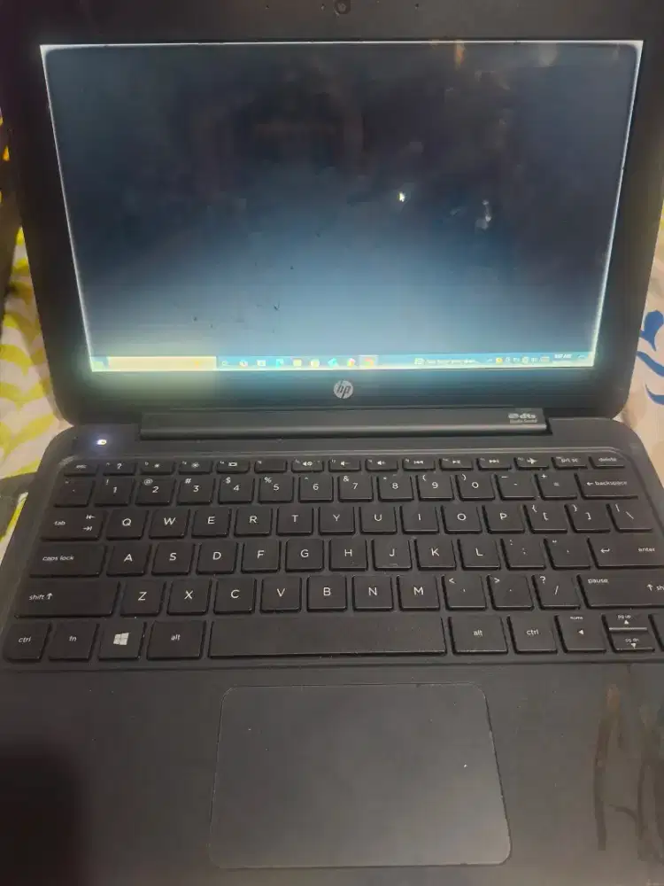 Laptop hp 11 inch