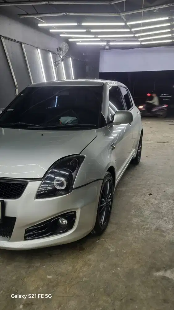 Suzuki Swift 2008 Bensin