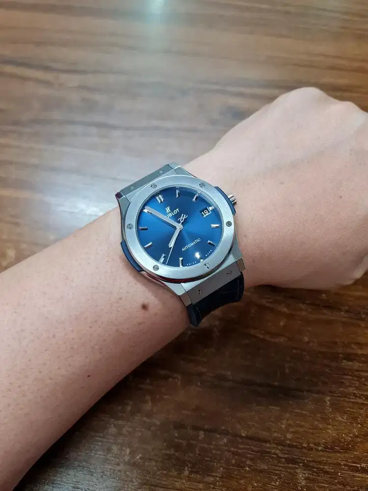 Jam tangan Hublot Classic fussion croco