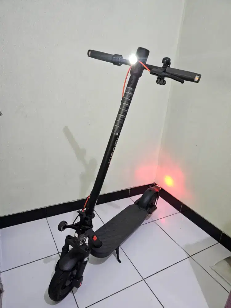 Dijual Xiaomi Scooter Elite 2024 - Jarang Dipakai - Kondisi Like New