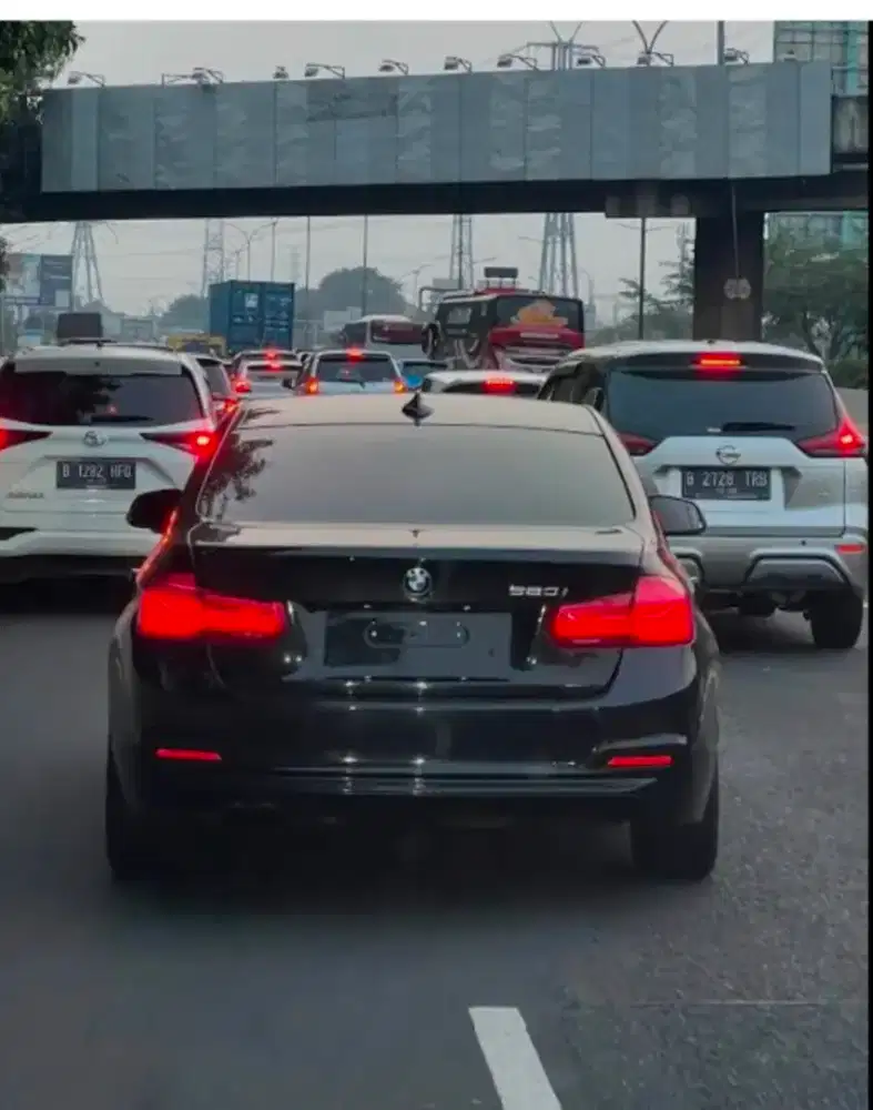 Dicari driver gocar atau grabcar profesional