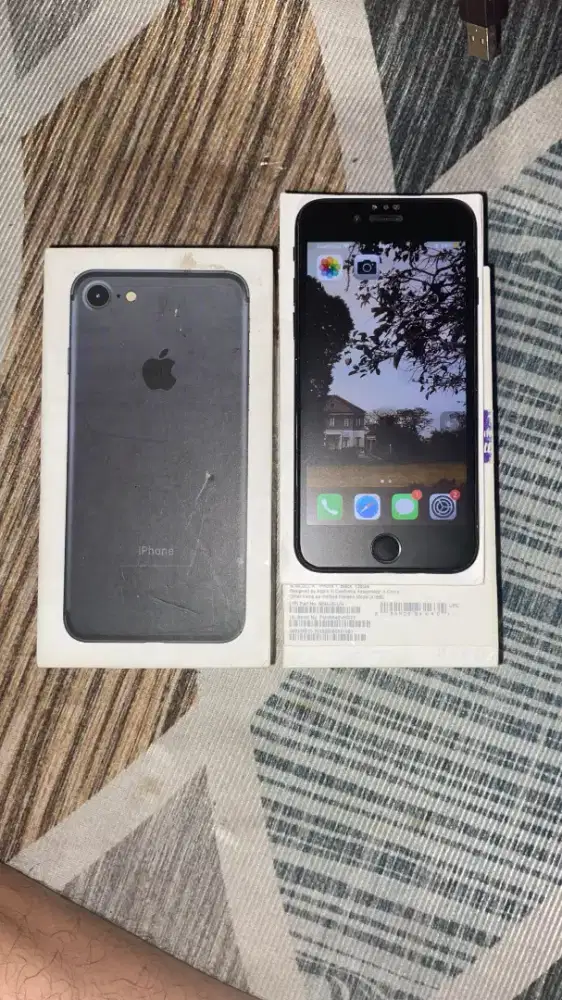 IPHONE 7 128GB - INTER RESMI