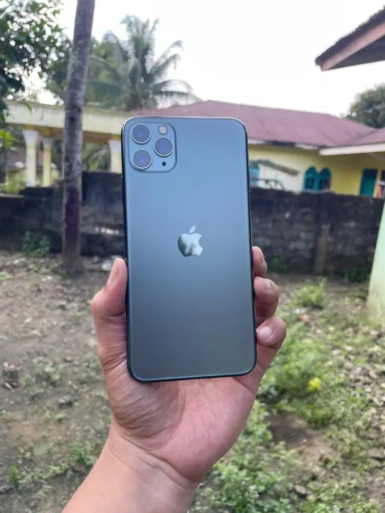 IPHONE 11 PROMAX 64 GB All OPERATOR