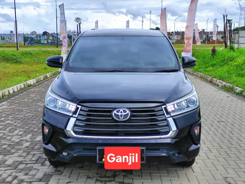 INNOVA V 2.4 AT 2021.KM 42 RB