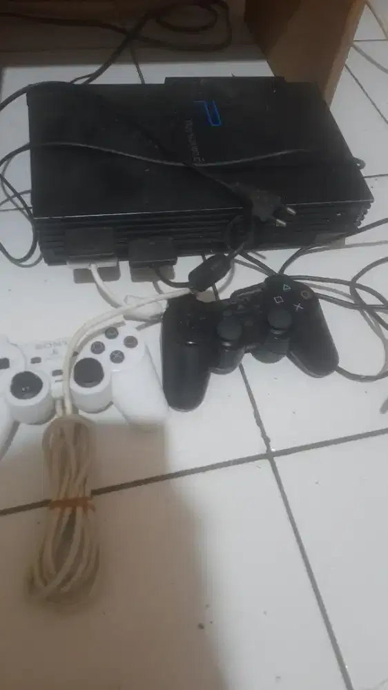 pe 2 fat hardisk NA belakang