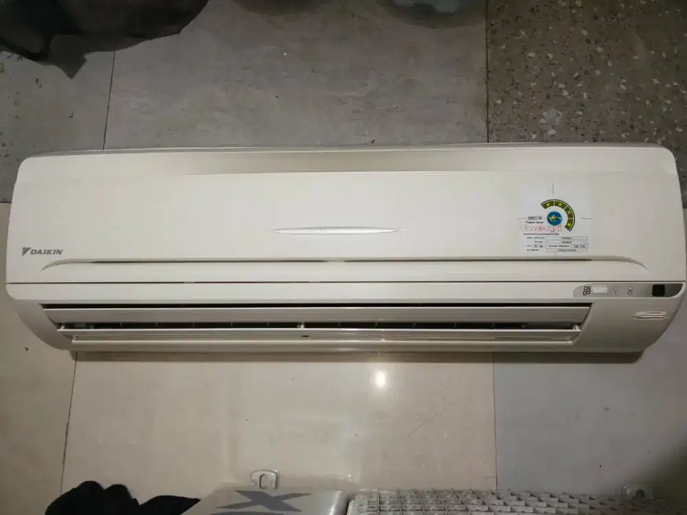 Indor Ac daikin setengah pk mulusssss