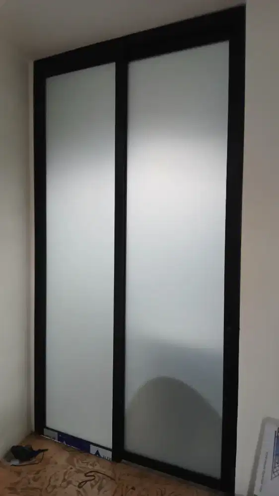 Pintu sleding almunium dengan bahan yang berkualitas dan anti karat