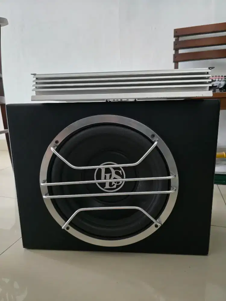 Audio Mobil Bekas di Mobil Pajero