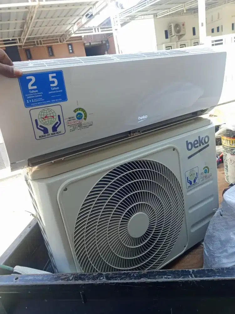 Ready AC 1 pk belum setahun pakai