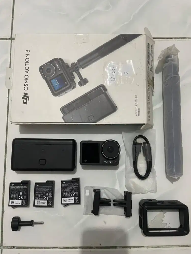 DJI Osmo Action 3 Adventure Combo