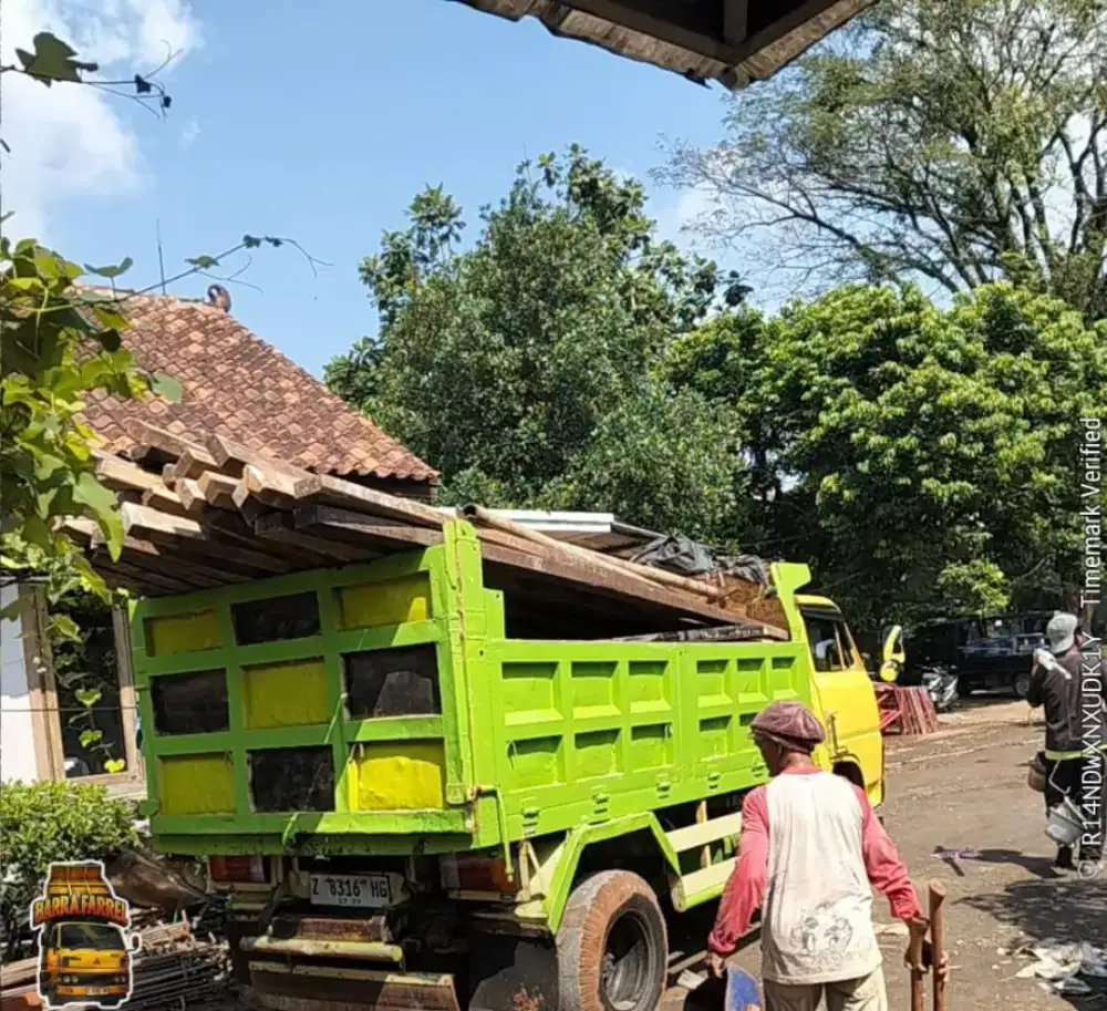 Jasa buang puing barang bekas dan urugan murah