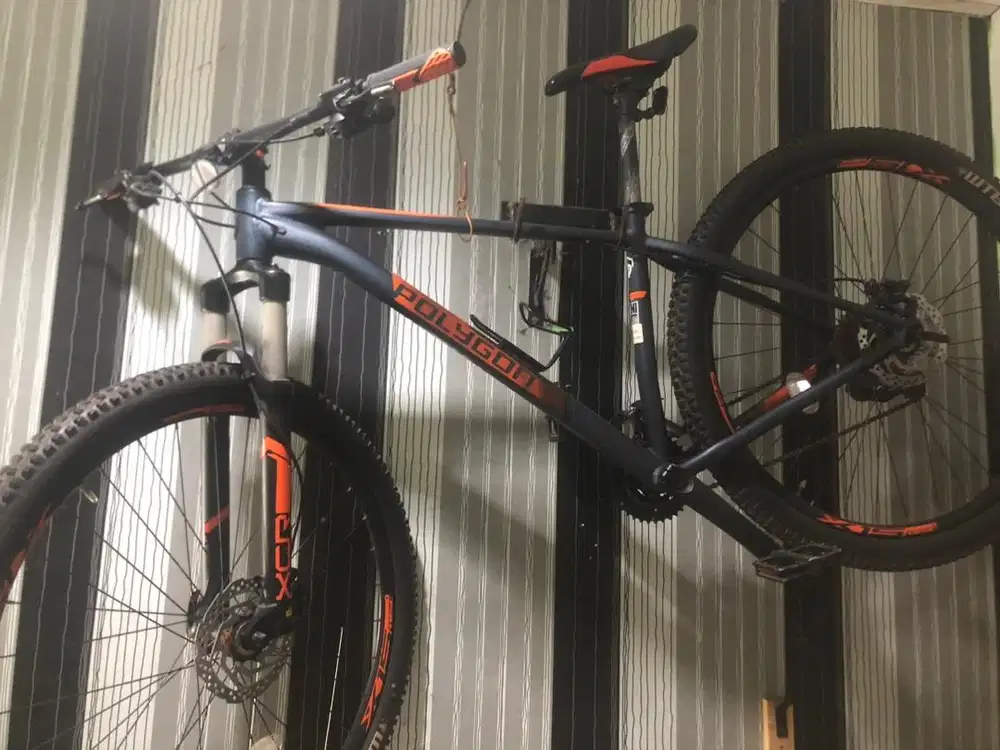 Sepeda MTB Polygon Extrada Series