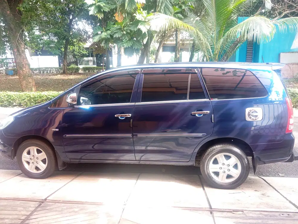 Toyota Kijang Innova 2007 Bensin