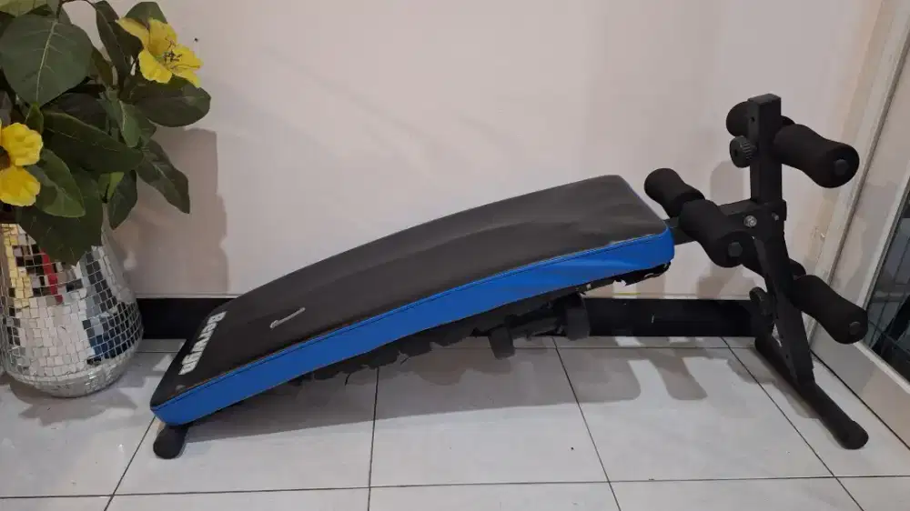 Alat sit up bench Berwyn: