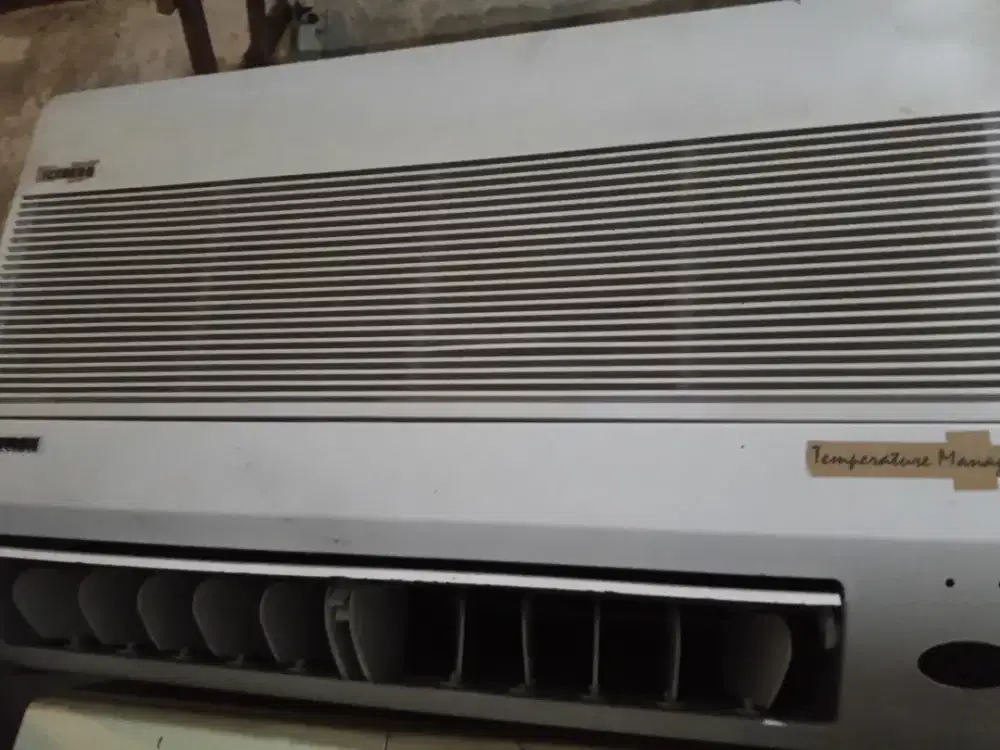 Dijual AC window ( antik) 1pk