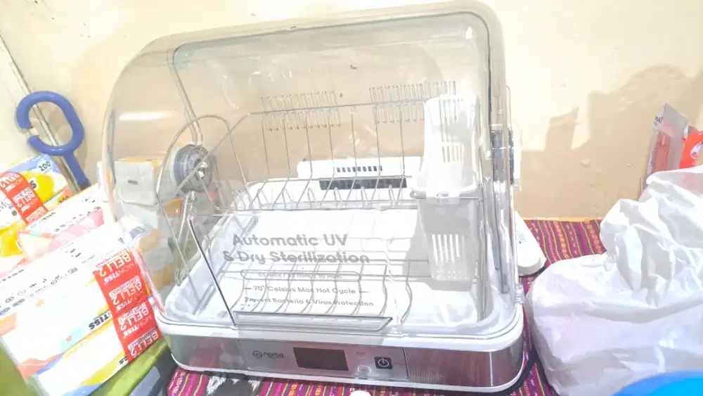 Norge UV Sterilizer sekaligus Dryer (Pengering) piring, dot bayi, dll.