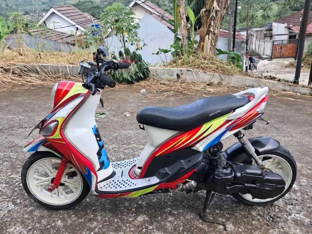 Mio custom lowrider