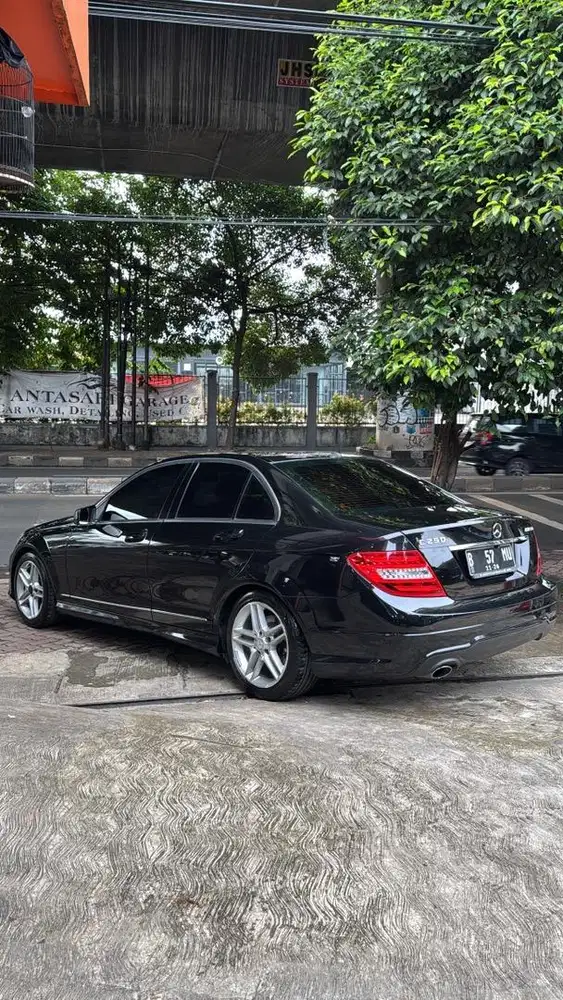 Mercedes benz C 250 amg avg CGI  2013
