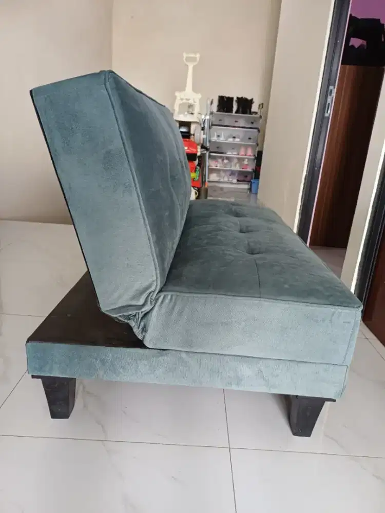 Sofabed masih mulus 98%