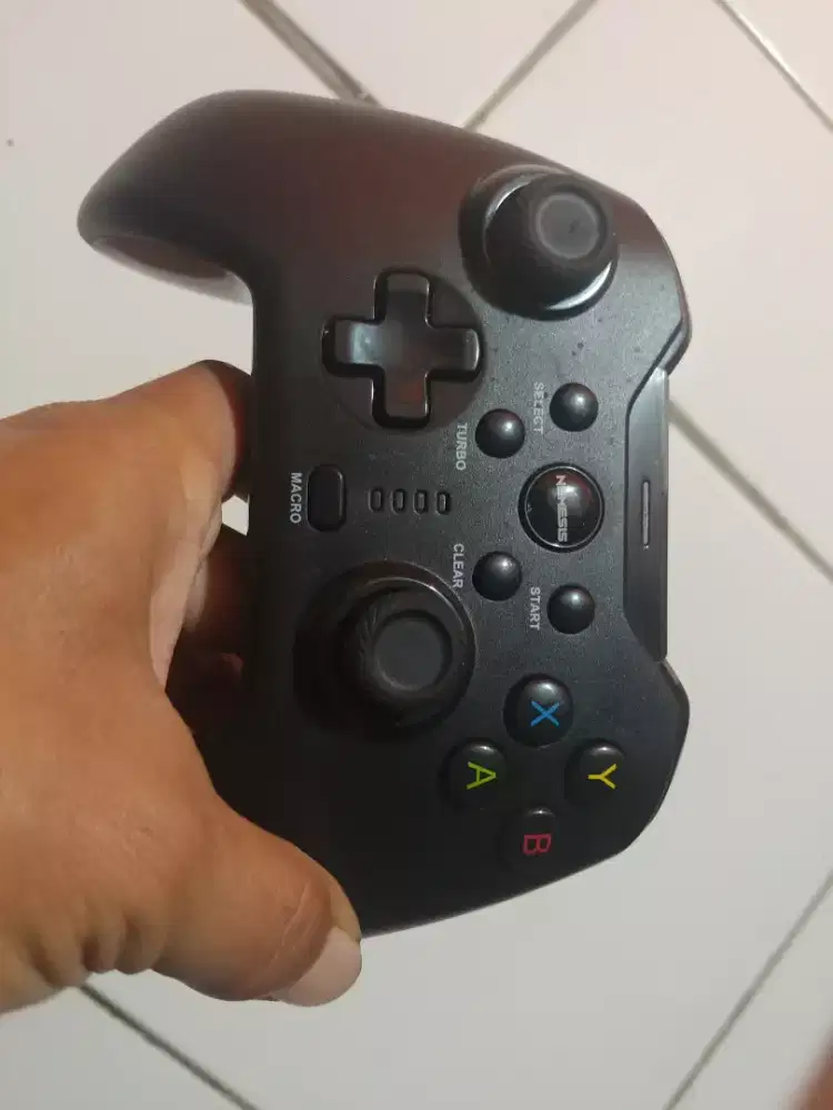 Gamepad Nemesis Gpw700 atlas