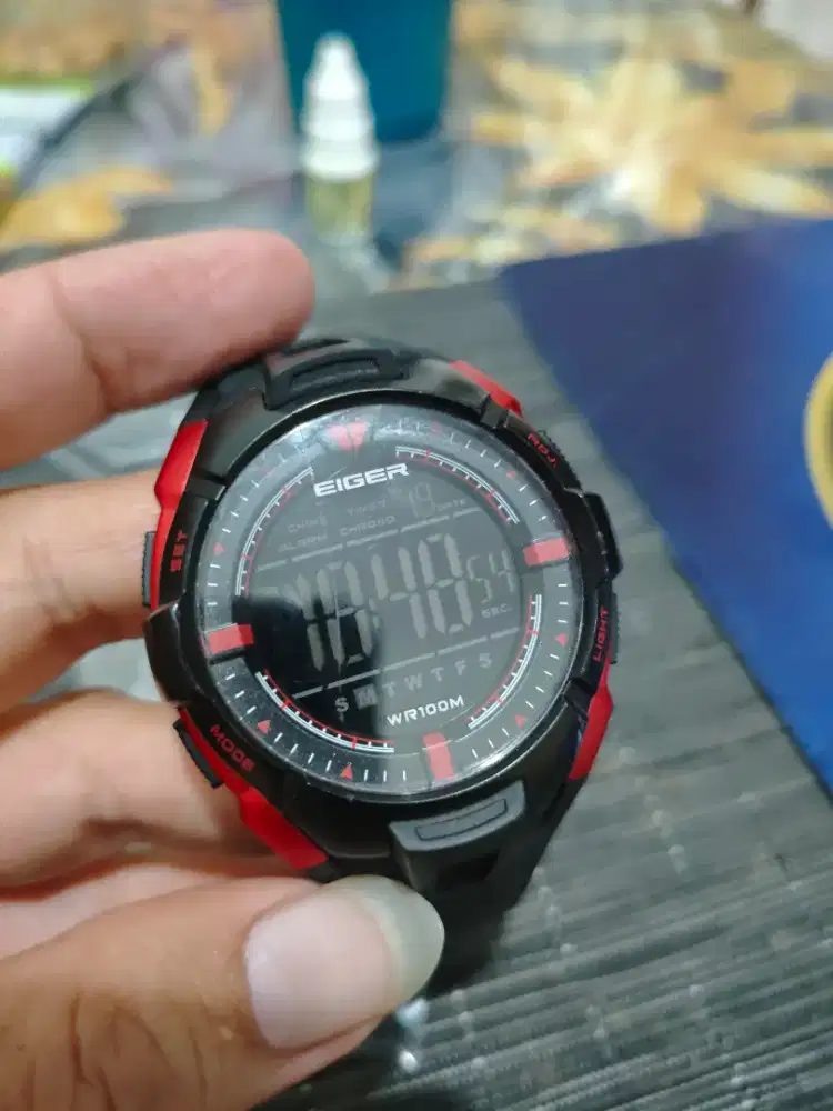 Jual jam tangan Eiger Reventador mulus