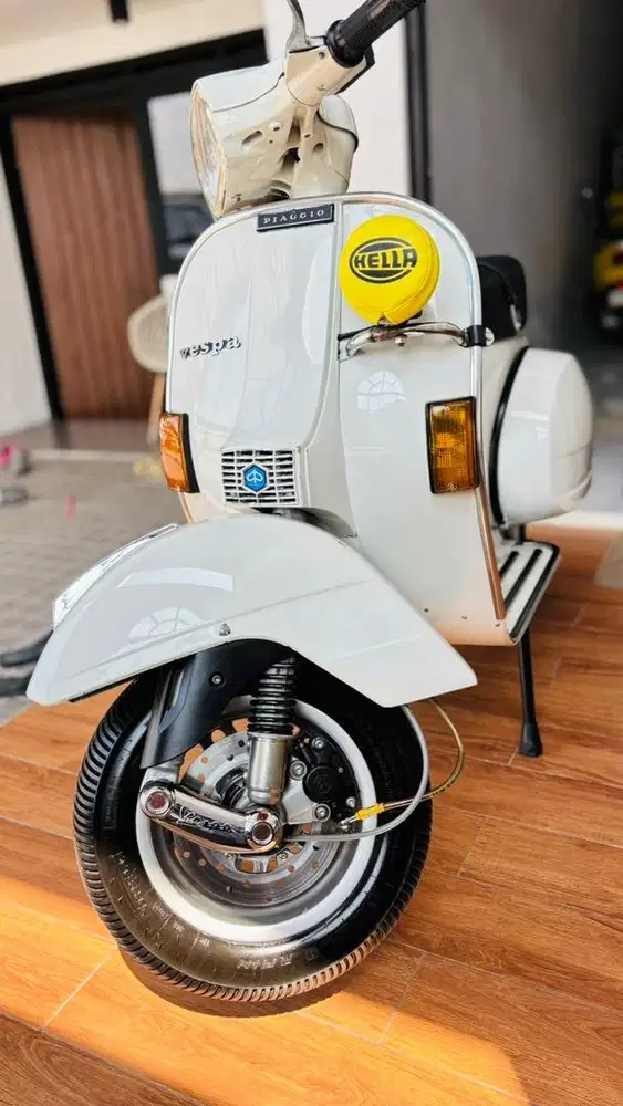 Vespa px 150 tahun 1980
