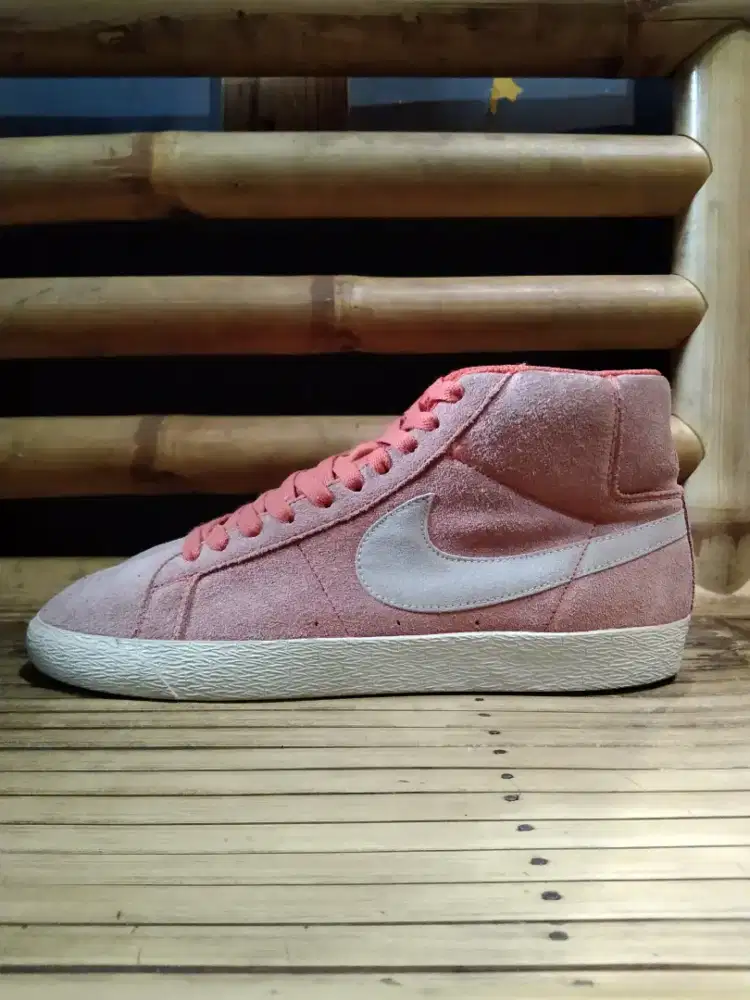 Nike blazer high