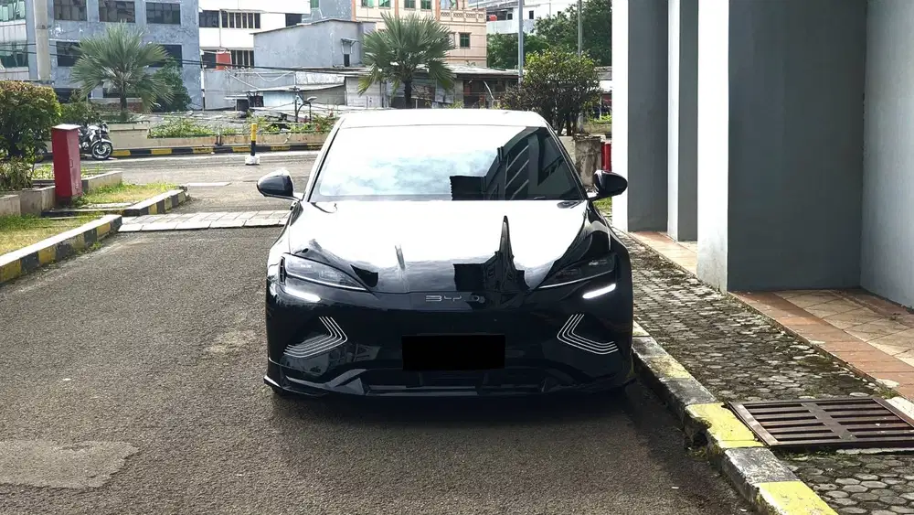 BYD Seal Premium Hitam NIK 2024 Gress Like New Low KM Record Garansi