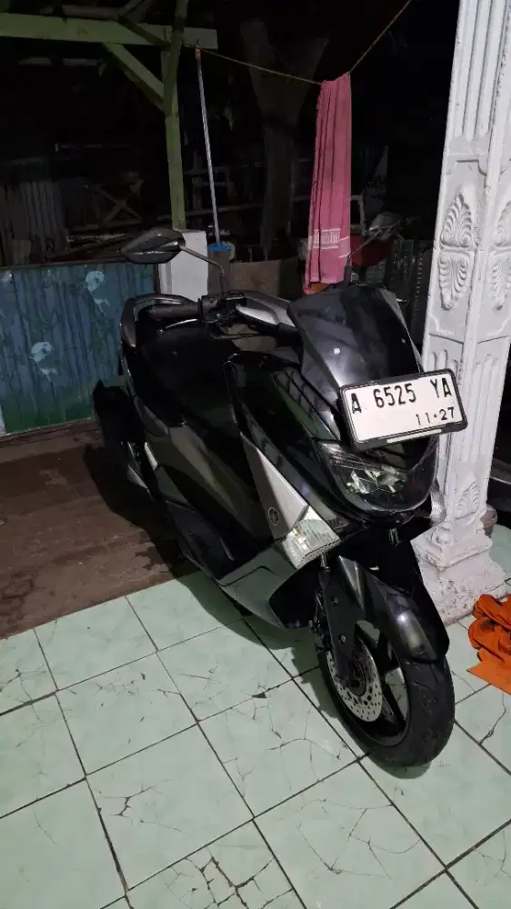 Nmax 155 2017 hitam glosy