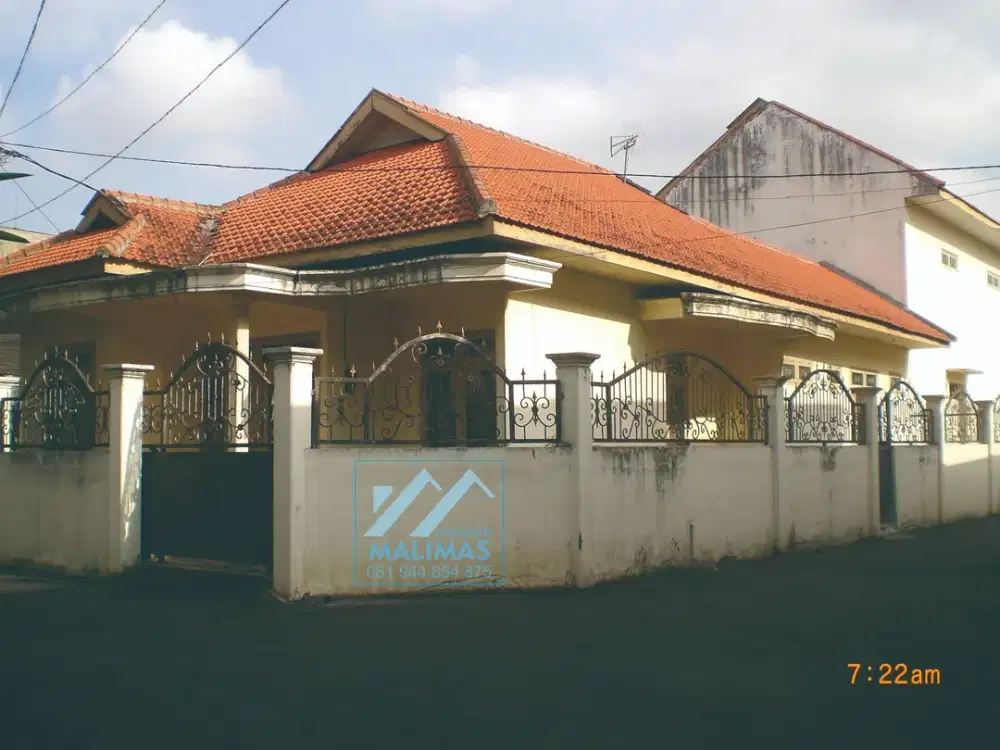 Dijual Tempat Usaha + Rumah Tengah Kota