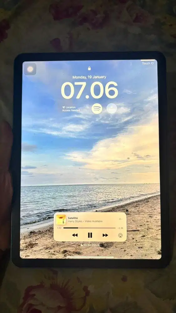 iPad Air 5 M1 Chip 2022 (Wi-Fi Only)