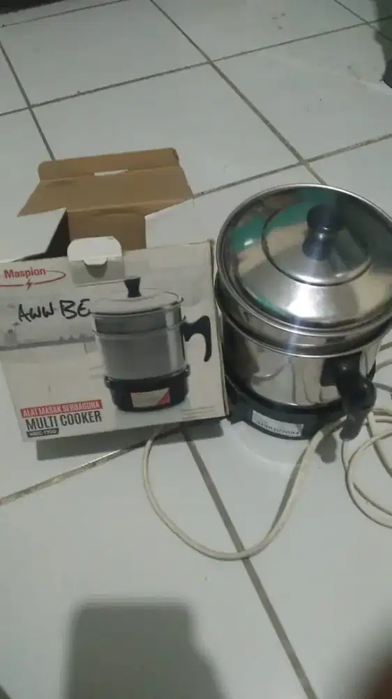 Multi cooker maspion dan dispenser+galon aqua