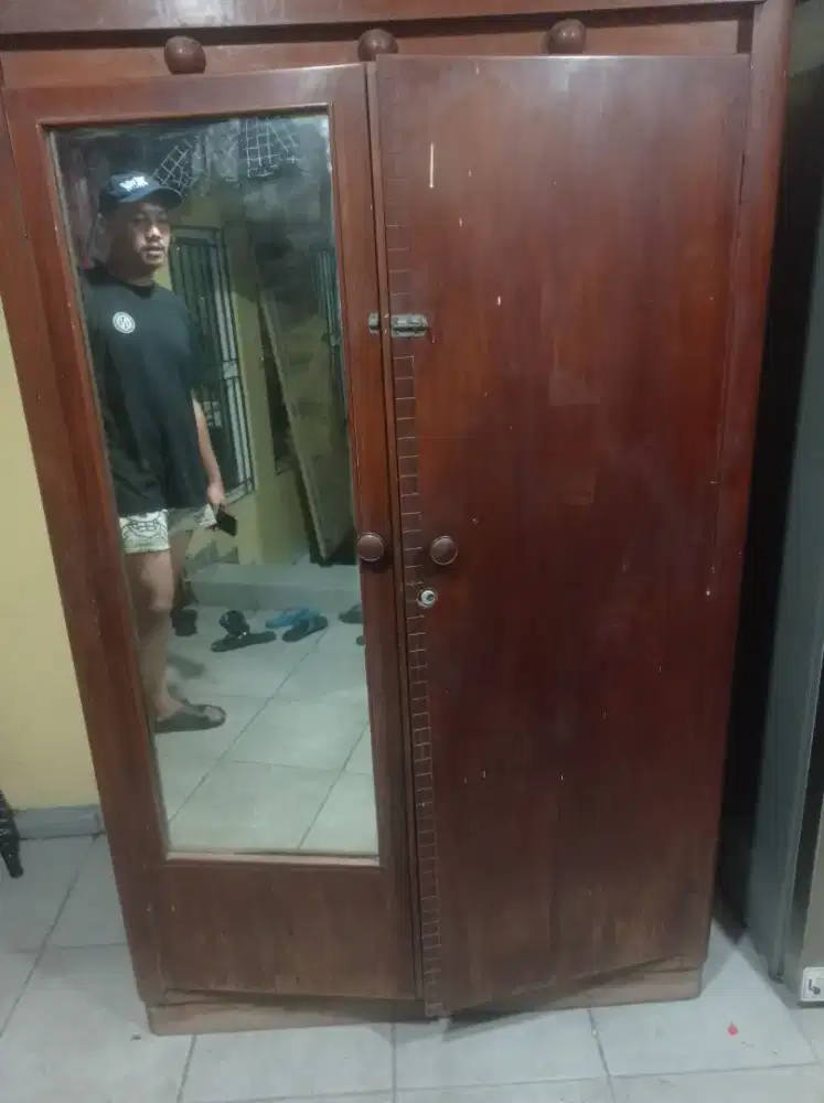 Lemari jati full jati tua