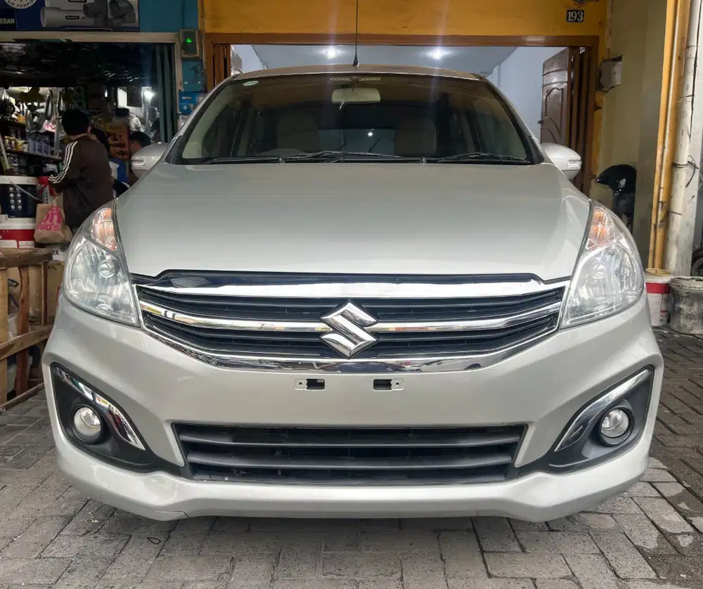 (TDP 15 JUTA!) Suzuki Ertiga 1.4 GX Automatic Silver 2015 Facelifr